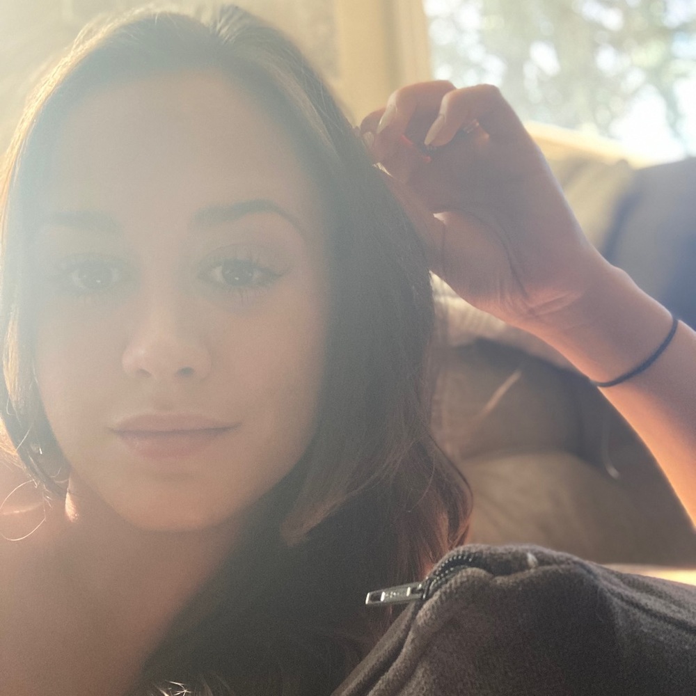 Meet your Posher, Hannah